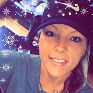 Meet your Posher, Brandy. Bundle deals just ask❤️